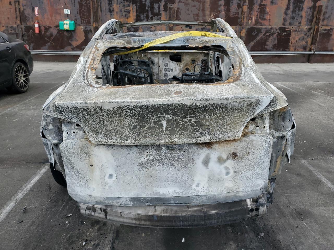 2022 Tesla Model Y VIN: 7SAYGDEF9NF407460 Lot: 84651275