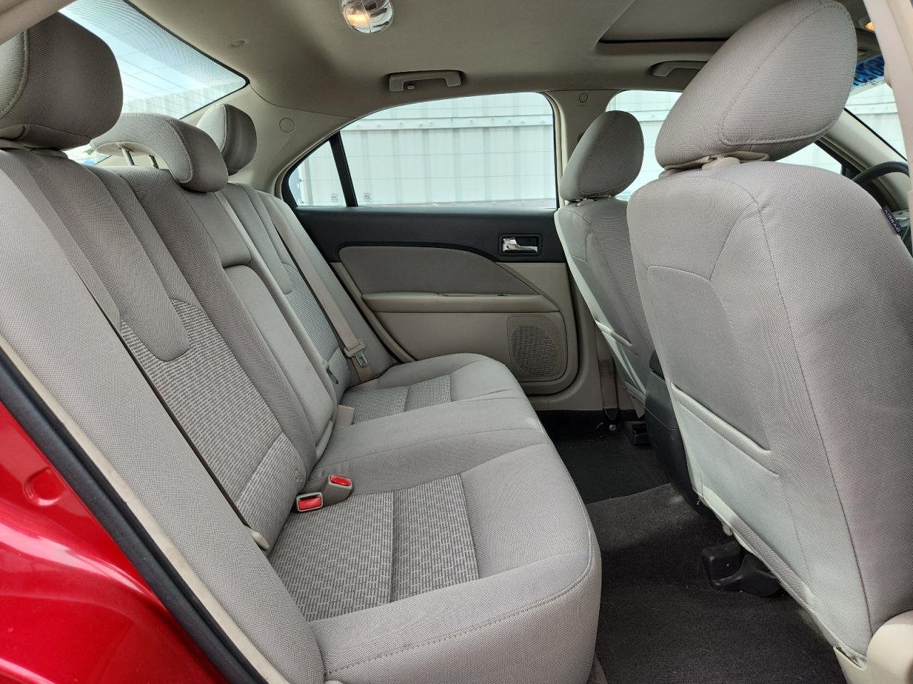 2011 Ford Fusion Se VIN: 3FAHP0HG8BR196505 Lot: 81682975