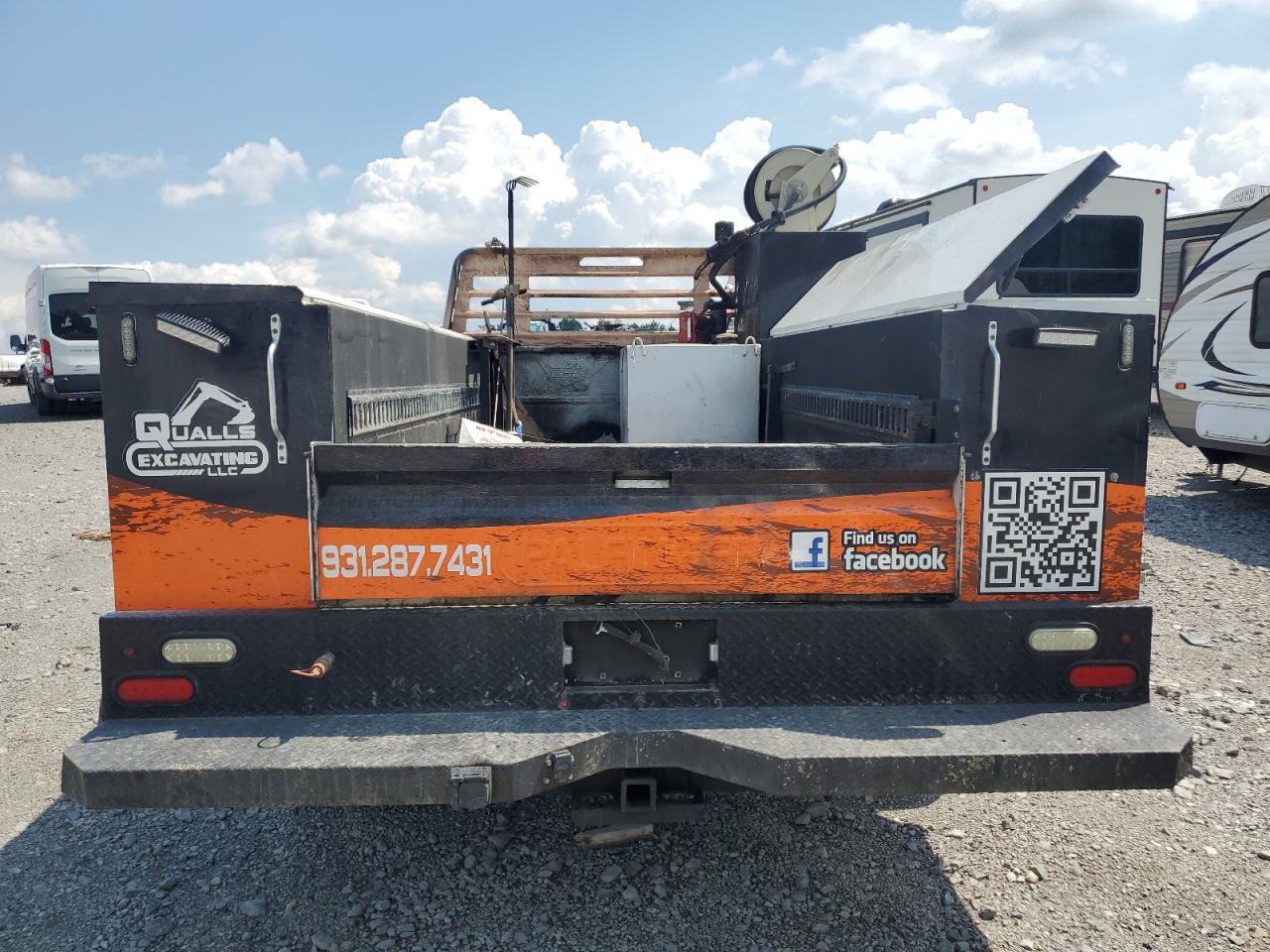 2017 Ford F550 Super Duty VIN: 1FDUF5GT9HEB24775 Lot: 71646085