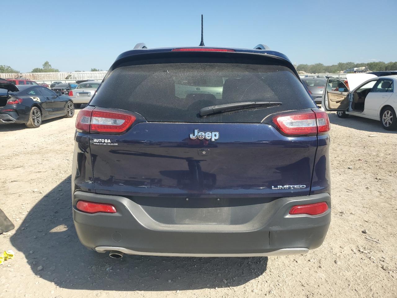 2015 Jeep Cherokee Limited VIN: 1C4PJLDB9FW759633 Lot: 83992905
