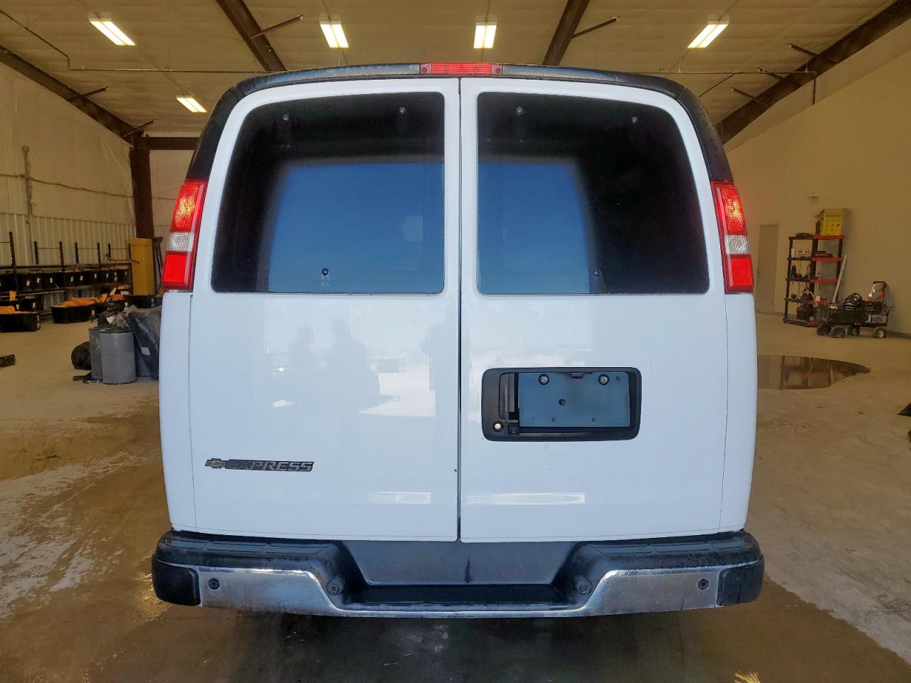 2021 Chevrolet Express G3500 Lt VIN: 1GAZGPFP3M1215543 Lot: 84222435