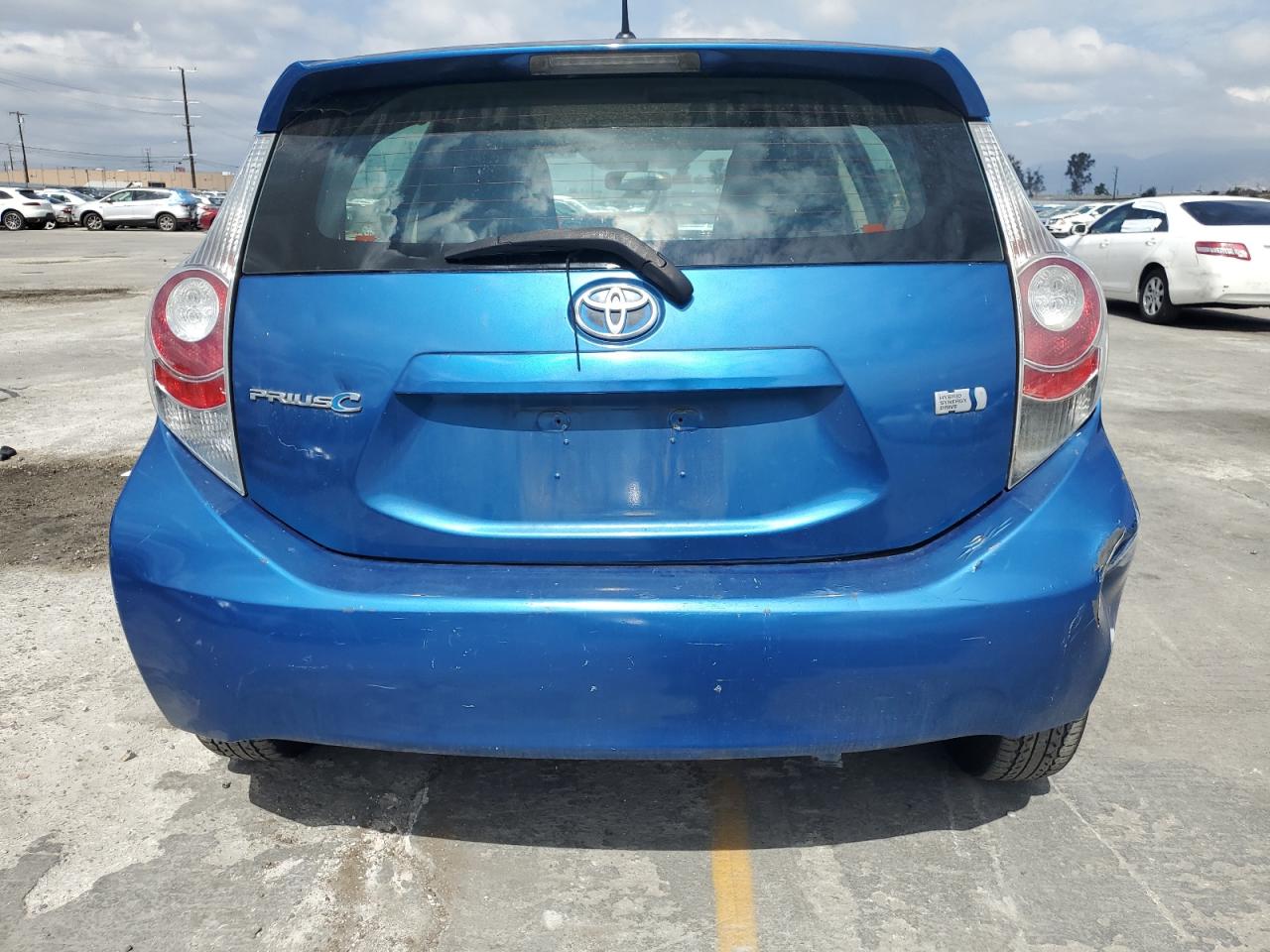 2013 Toyota Prius C VIN: JTDKDTB39D1557074 Lot: 81457325
