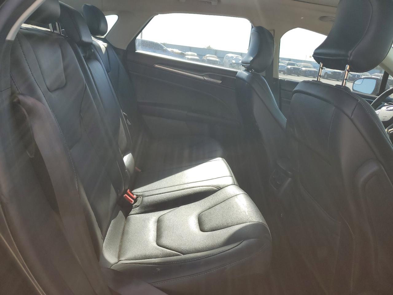 2015 Ford Fusion Titanium VIN: 3FA6P0D91FR270478 Lot: 81835285