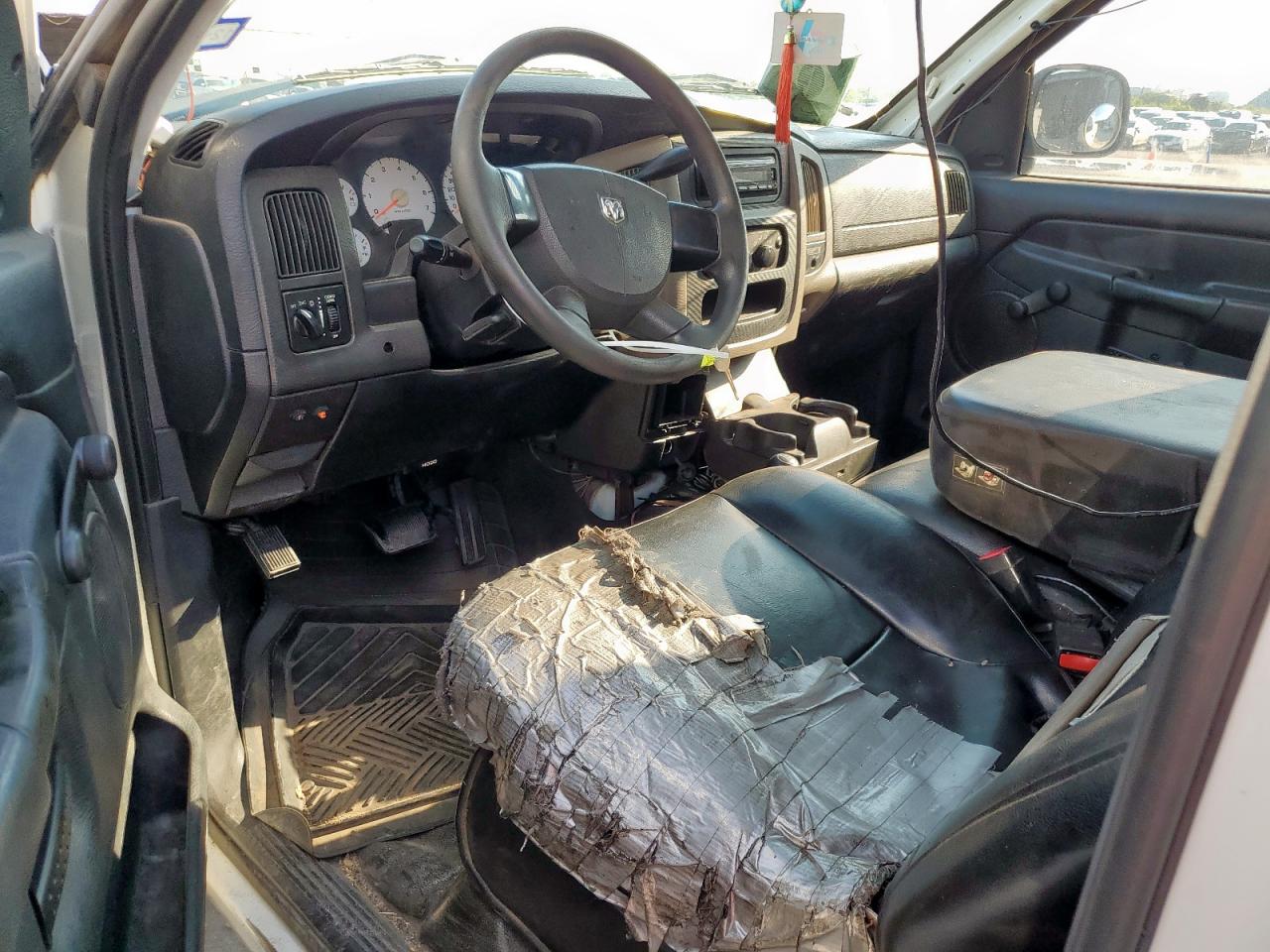 2004 Dodge Ram 2500 St VIN: 3D7KU26D14G138107 Lot: 84249275