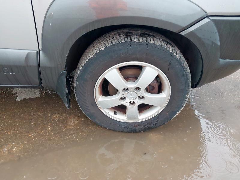 2005 HYUNDAI TUCSON