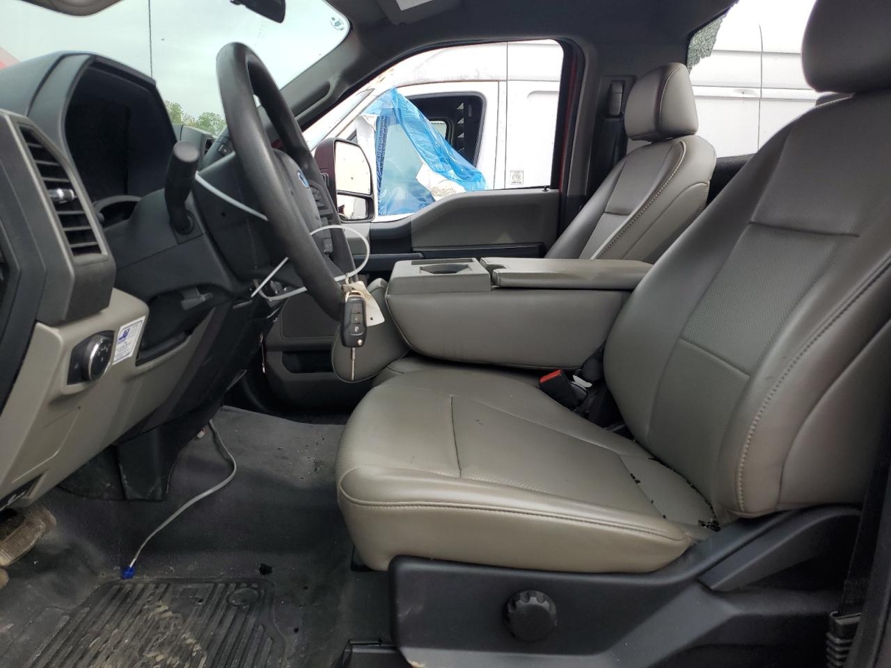 2020 Ford F550 Super Duty VIN: 1FDUF5HT2LDA08637 Lot: 84410845