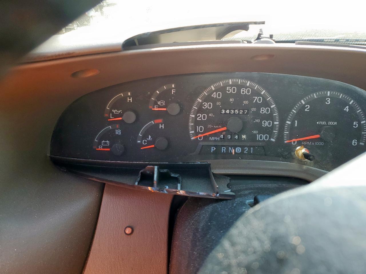 1998 Ford F250 VIN: 1FTPX28L1WKC00161 Lot: 71926115