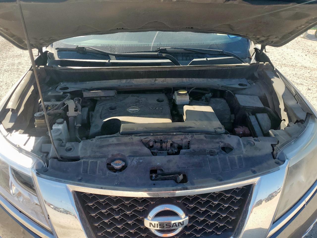 2015 Nissan Pathfinder S VIN: 5N1AR2MN8FC719298 Lot: 84199125