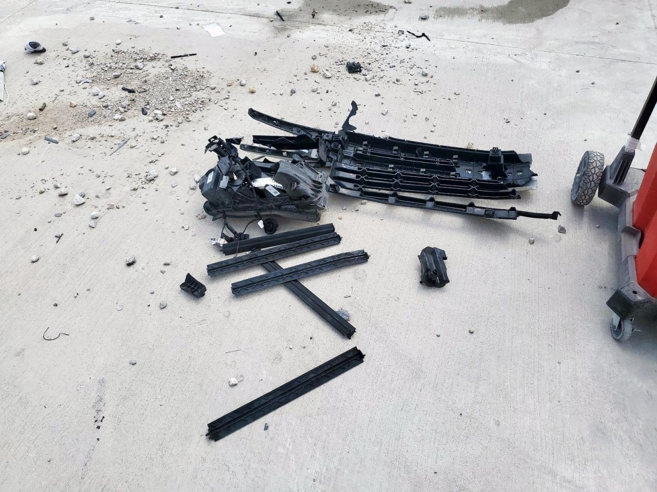 2021 Chevrolet Silverado C1500 Rst VIN: 3GCPWDET8MG124848 Lot: 83760215