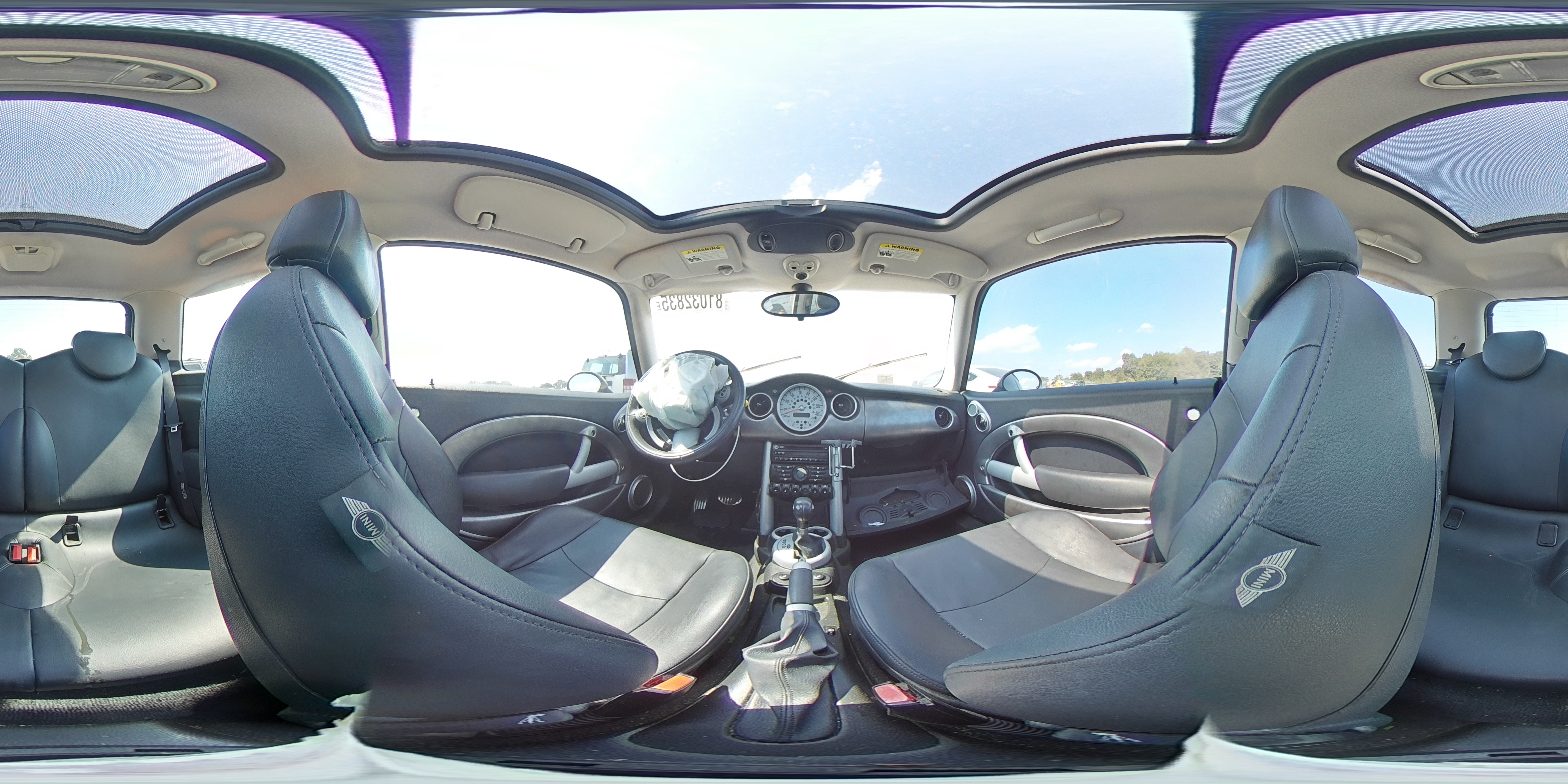 2006 Mini Cooper S VIN: WMWRE33526TJ37611 Lot: 81032835