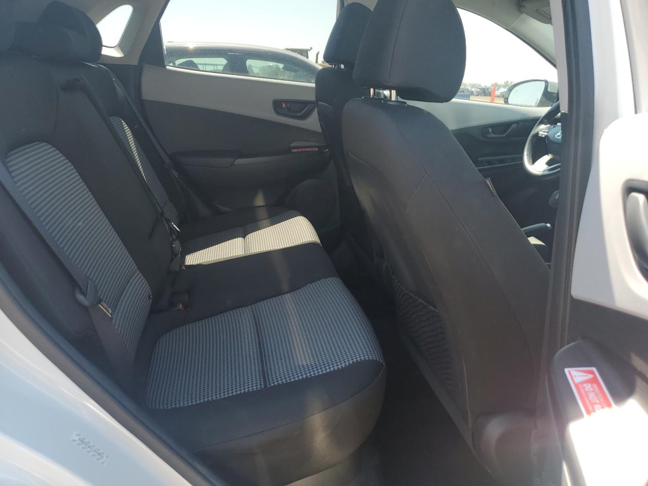 2020 Hyundai Kona Sel VIN: KM8K2CAA1LU470915 Lot: 69911035
