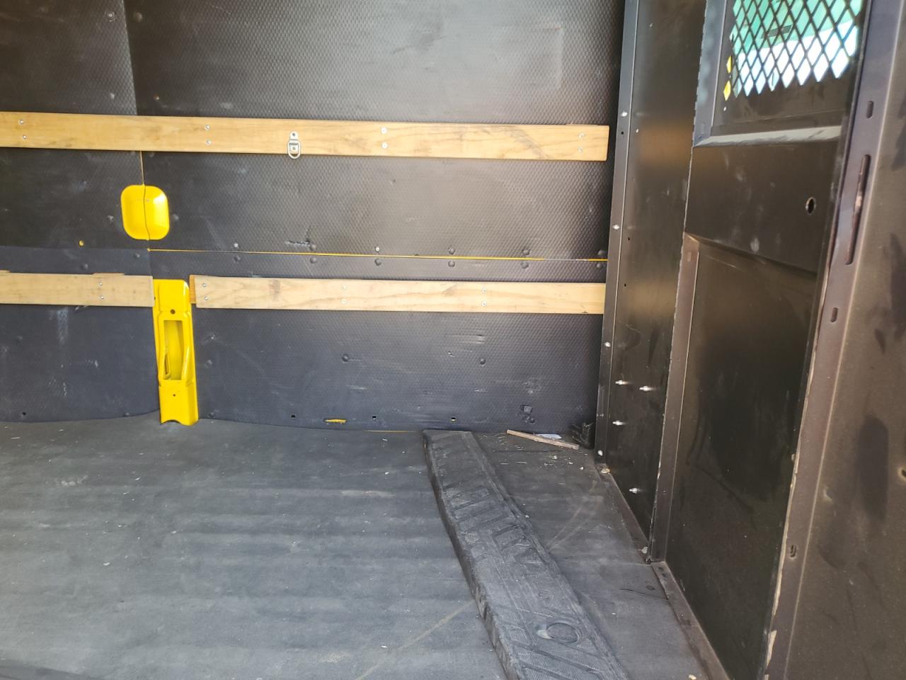 2018 Ford Transit T-250 VIN: 1FTYR2XM4JKA64013 Lot: 81253925