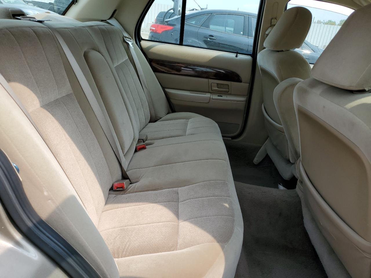 2004 Mercury Grand Marquis Gs VIN: 2MEFM74W64X657106 Lot: 71274005