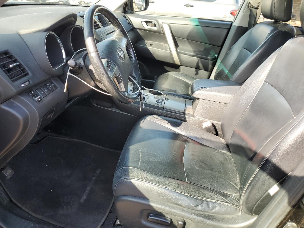 2011 Toyota Highlander Base VIN: 5TDBK3EH0BS052960 Lot: 80486155