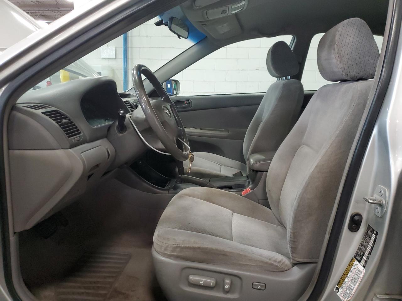 2004 Toyota Camry Le VIN: 4T1BE32K74U363867 Lot: 80530065