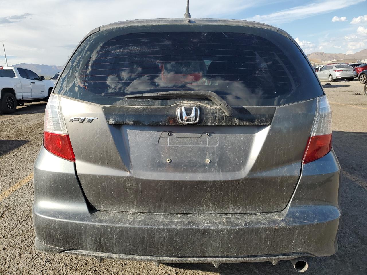 2013 Honda Fit VIN: JHMGE8H33DC014555 Lot: 84395915