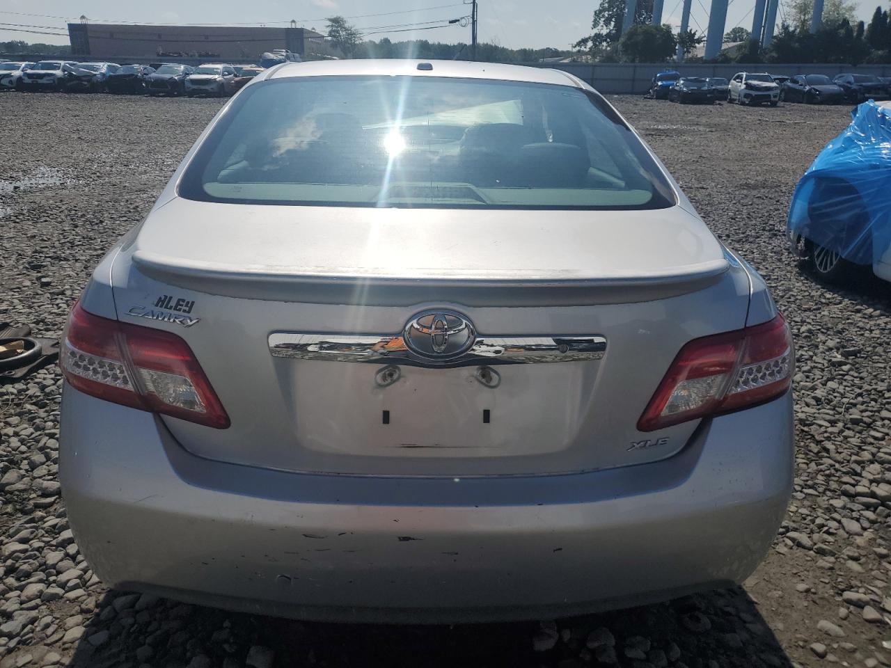 2010 Toyota Camry Base VIN: 4T1BF3EK9AU040442 Lot: 71221595