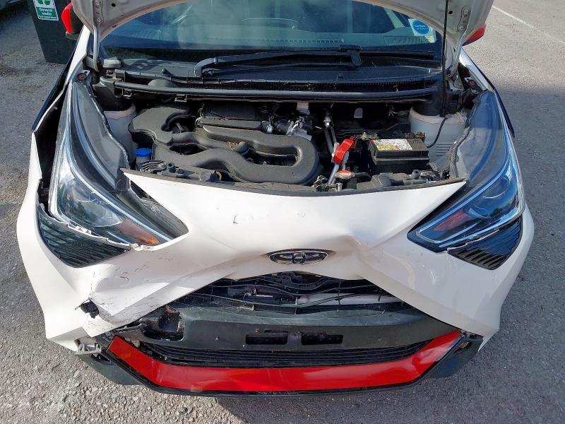 2019 TOYOTA AYGO X-TREND VVT-I 