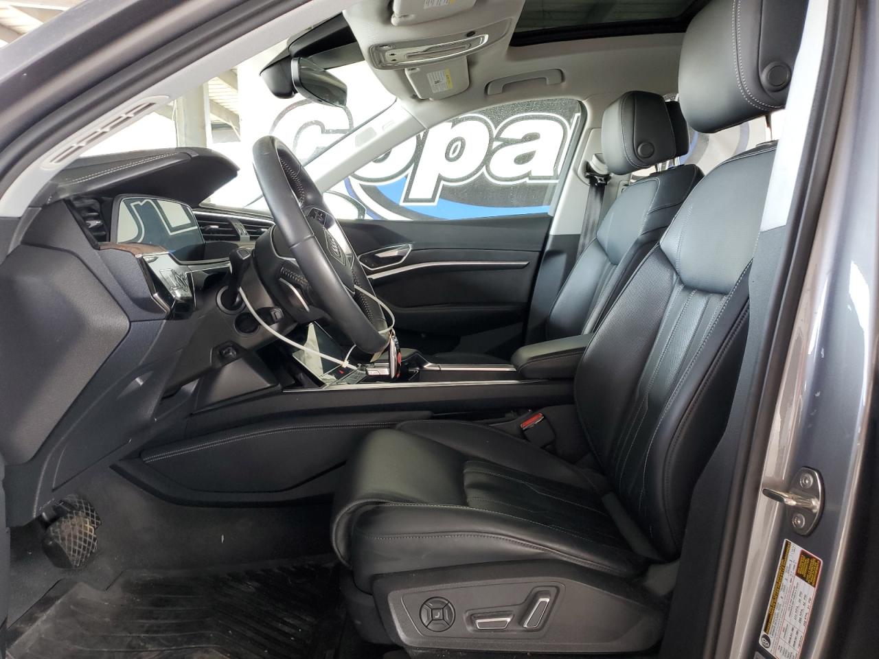 2019 Audi E-Tron Prestige VIN: WA1VABGE8KB020661 Lot: 72103635