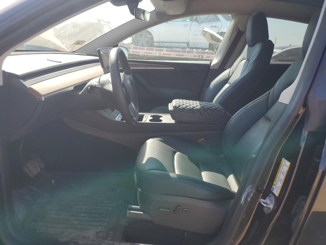 2023 Tesla Model Y VIN: 7SAYGDEE3PF811705 Lot: 83817215