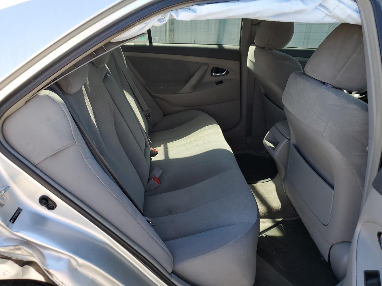 2009 Toyota Camry Base VIN: 4T1BE46KX9U335715 Lot: 71660135