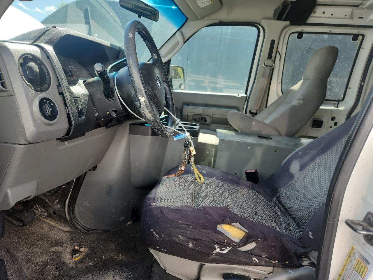 2009 Ford Econoline E250 Van VIN: 1FTNE24L59DA81865 Lot: 80084255