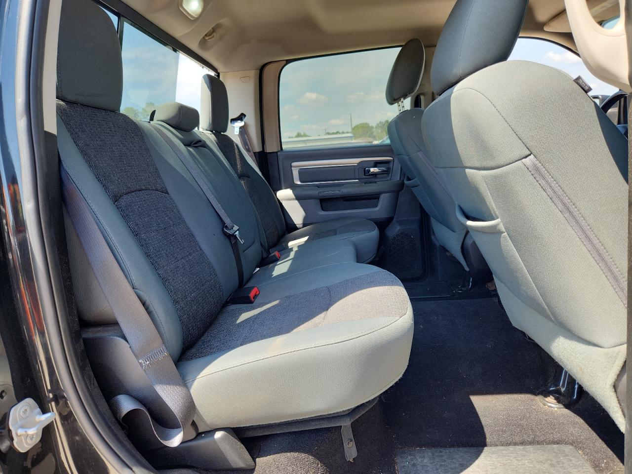 2016 Ram 1500 Slt VIN: 3C6RR6LT1GG356069 Lot: 70157065