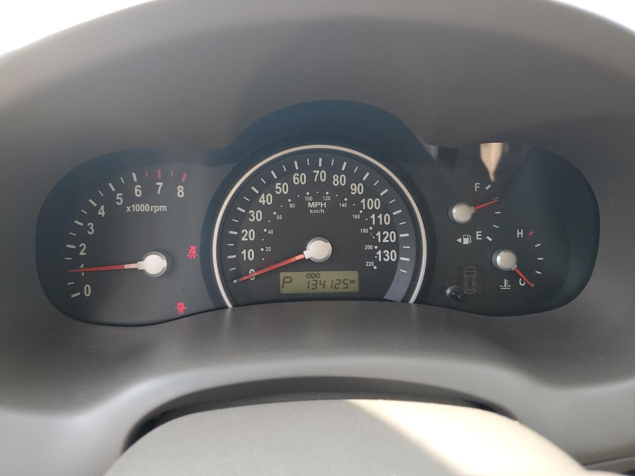 2008 Kia Sedona Ex VIN: KNDMB233086266124 Lot: 80478535