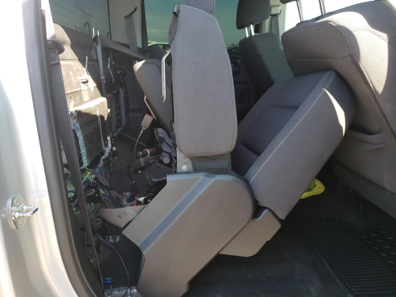 2018 Chevrolet Silverado K1500 Lt VIN: 3GCUKREC8JG309165 Lot: 81815045