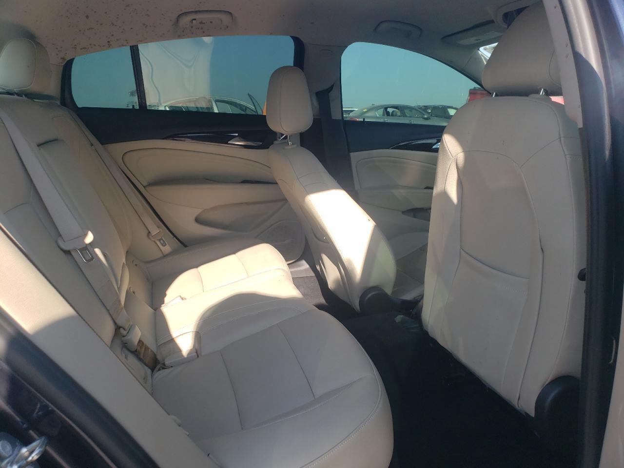 2018 Buick Regal Essence VIN: W04GP6SX2J1133064 Lot: 81138685