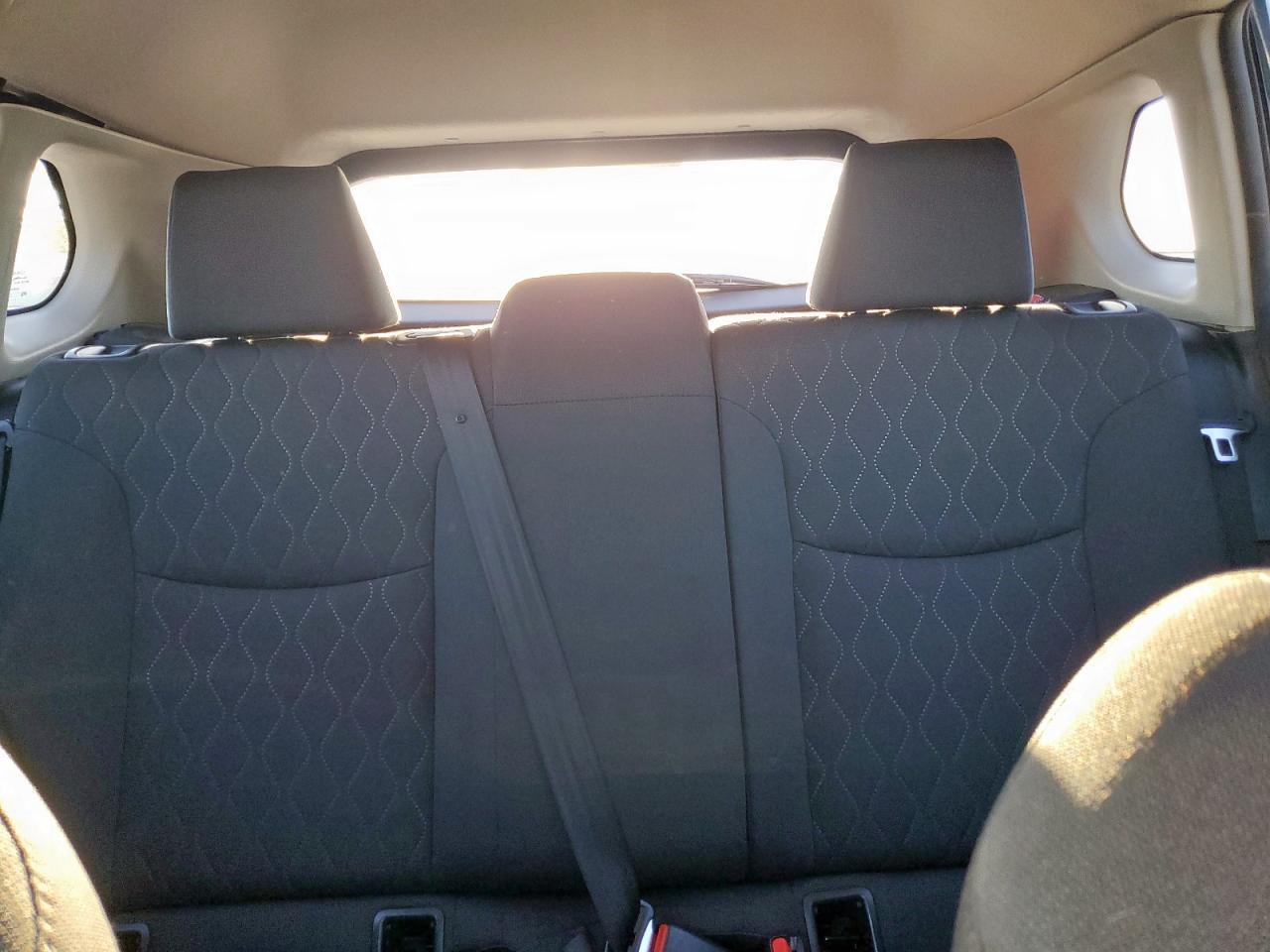 2022 Toyota Corolla Cross Le VIN: 7MUCAAAG2NV011085 Lot: 71434995