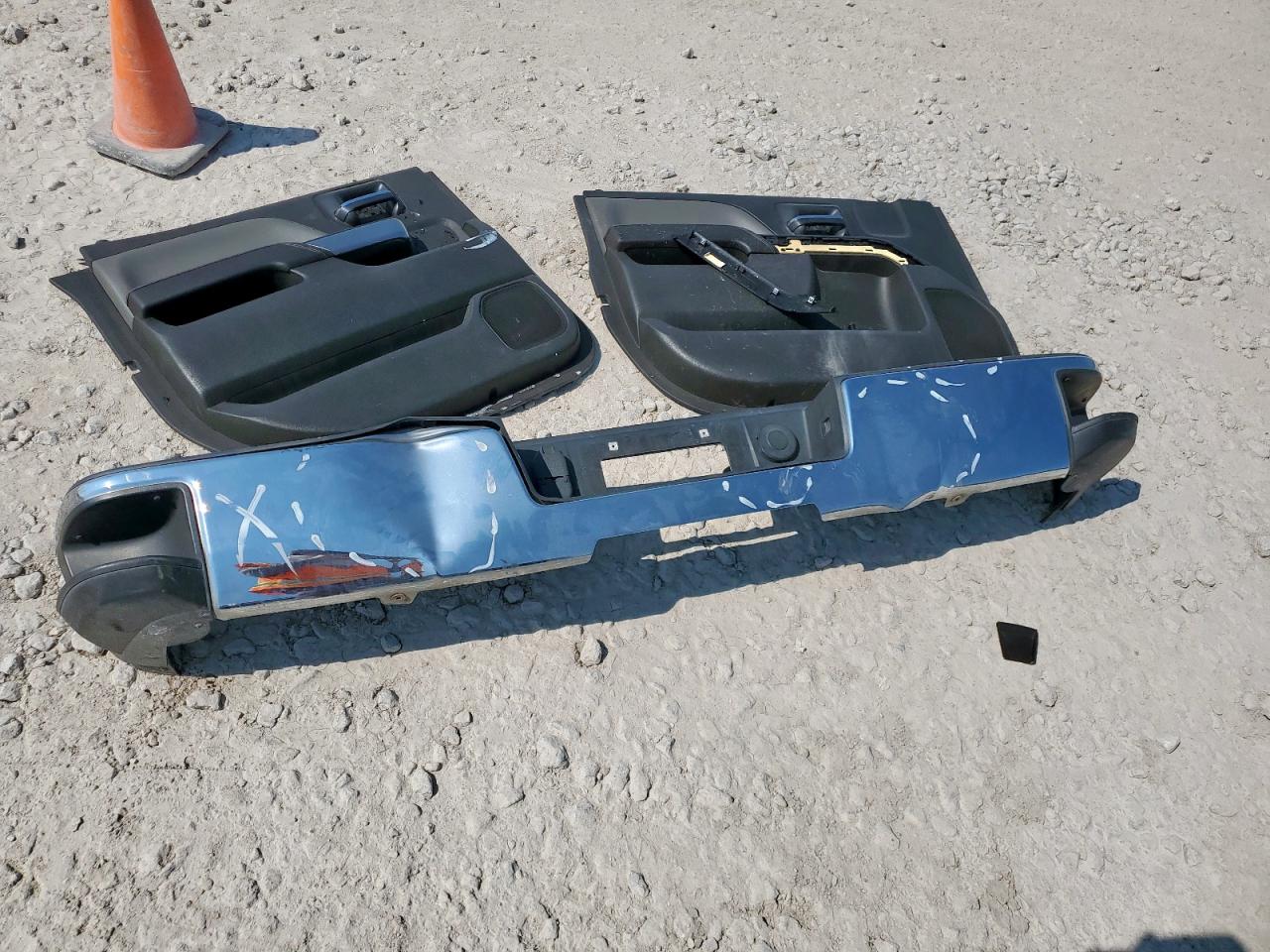 2017 Chevrolet Silverado C1500 Lt VIN: 3GCPCREC0HG425190 Lot: 80091875