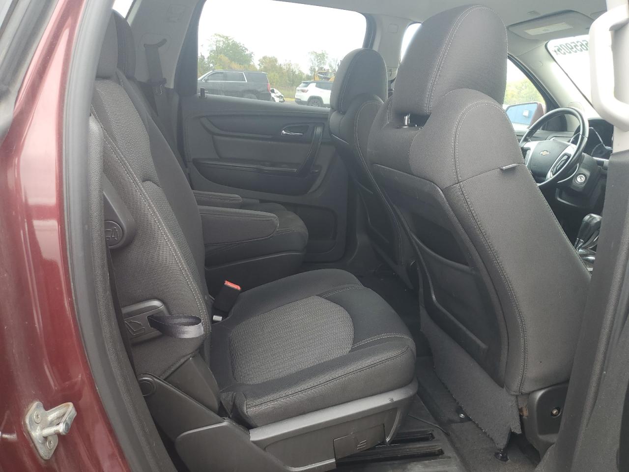 2017 Chevrolet Traverse Lt VIN: 1GNKRGKDXHJ117928 Lot: 81565905