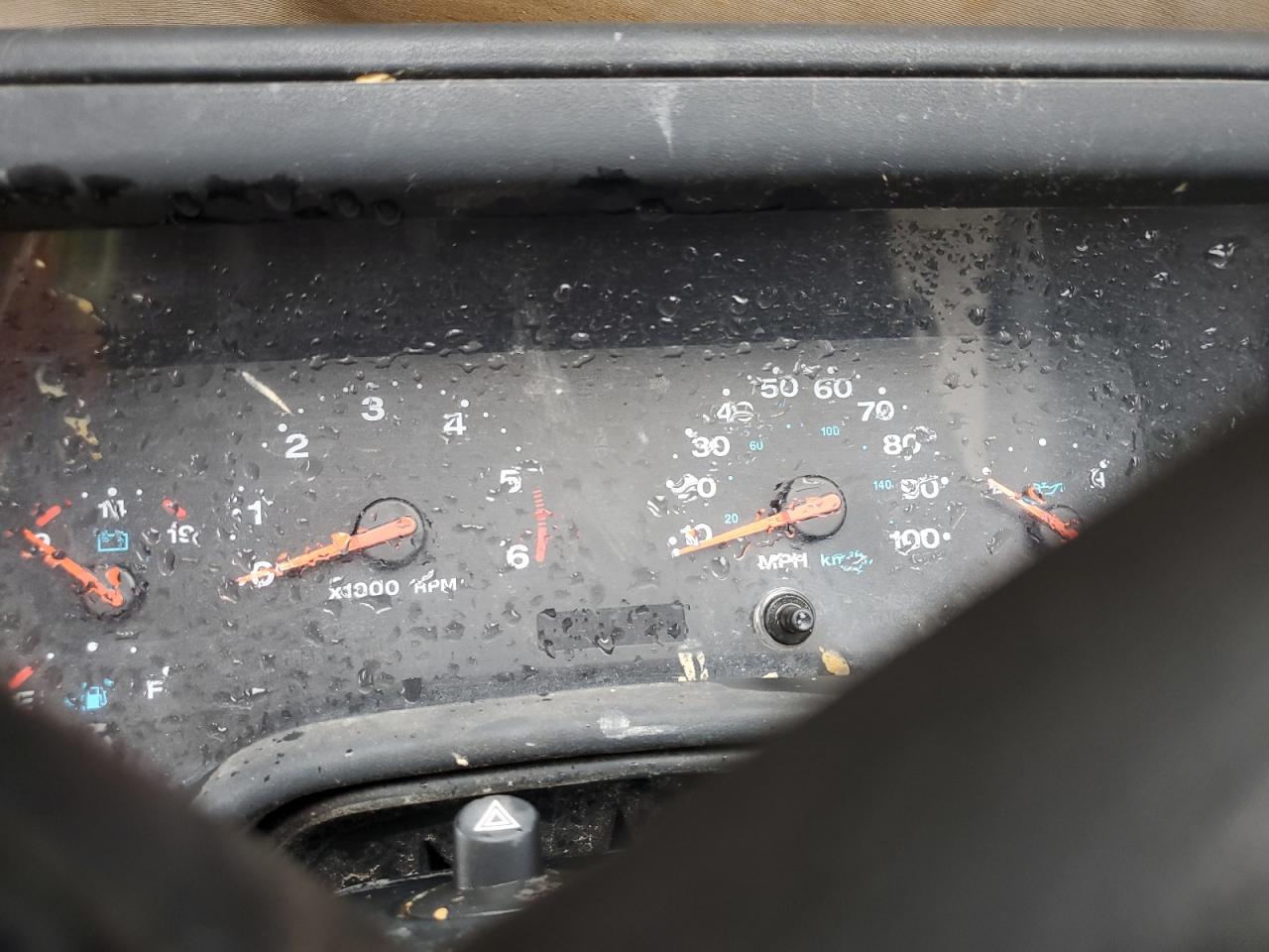 2004 Jeep Wrangler / Tj Sahara VIN: 1J4FA59S74P708990 Lot: 81752605