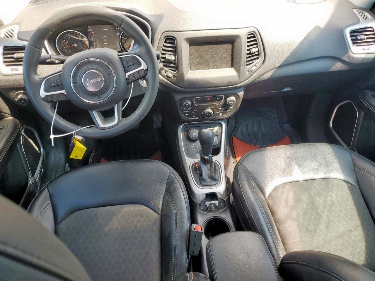 2019 Jeep Compass Latitude VIN: 3C4NJDBBXKT714037 Lot: 82113975