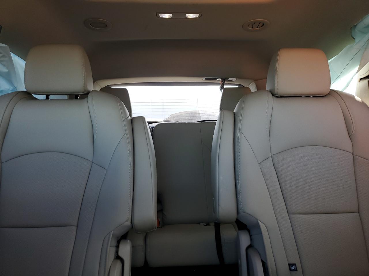 2019 Buick Enclave Essence VIN: 5GAEVAKW5KJ242859 Lot: 80584755