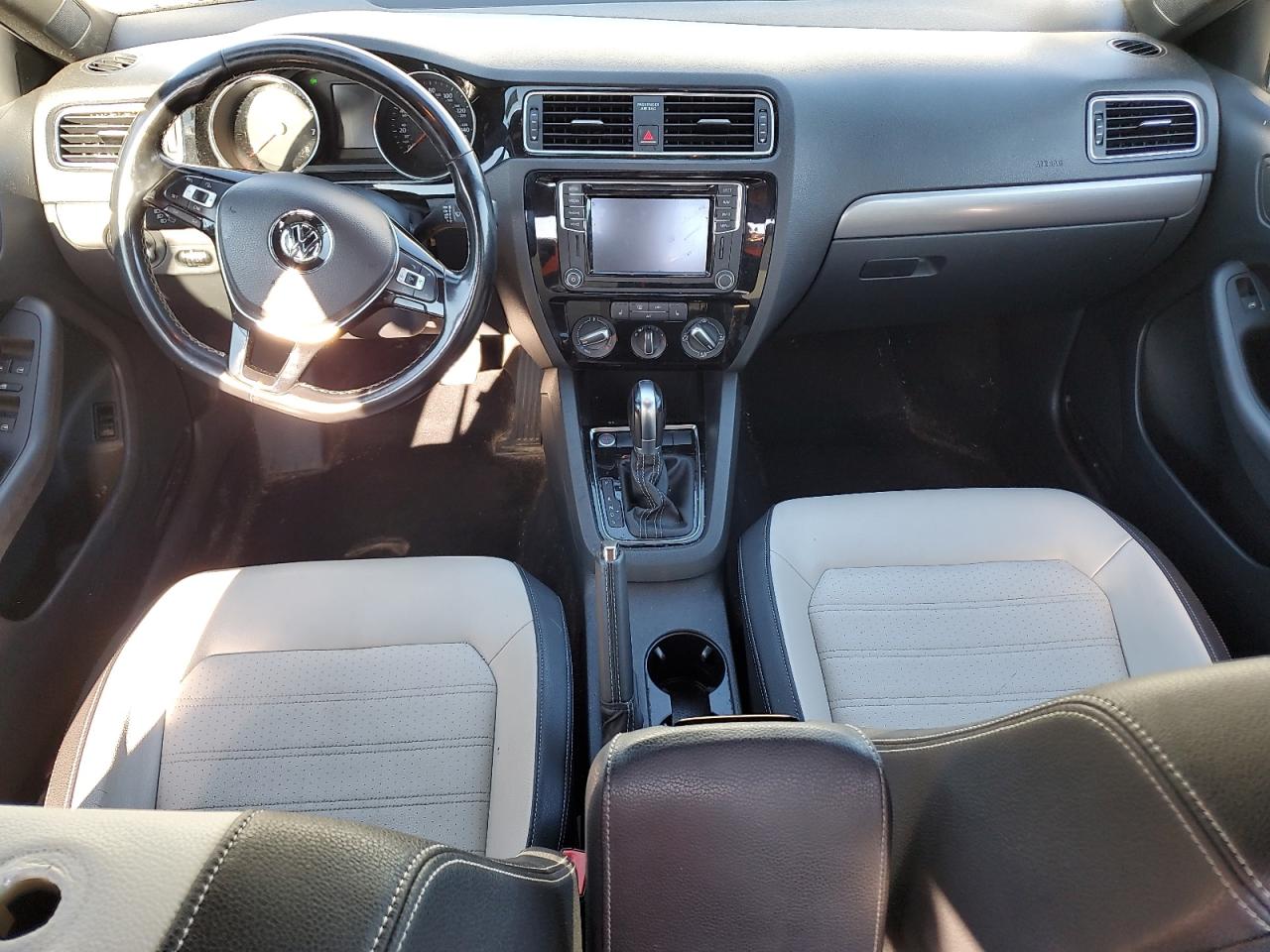 2016 Volkswagen Jetta Sport VIN: 3VWD17AJ5GM302421 Lot: 71174035