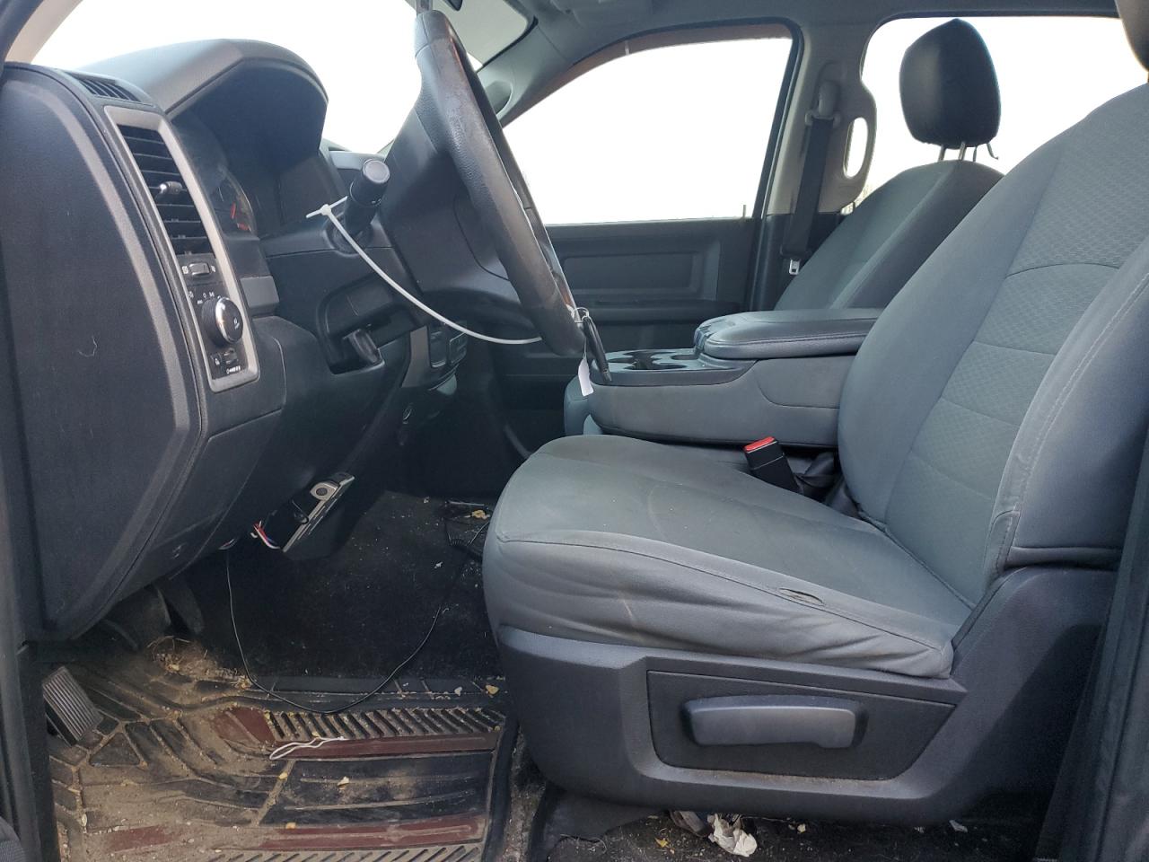 2017 Ram 1500 St VIN: 3C6RR7KT9HG746006 Lot: 82048805