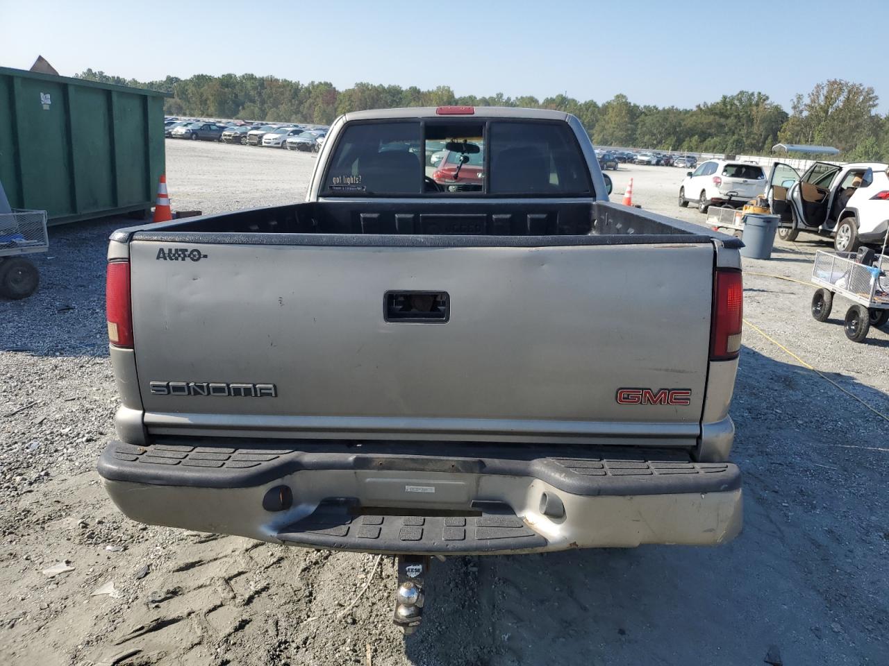 2002 GMC Sonoma VIN: 1GTDT19W728184489 Lot: 81038475