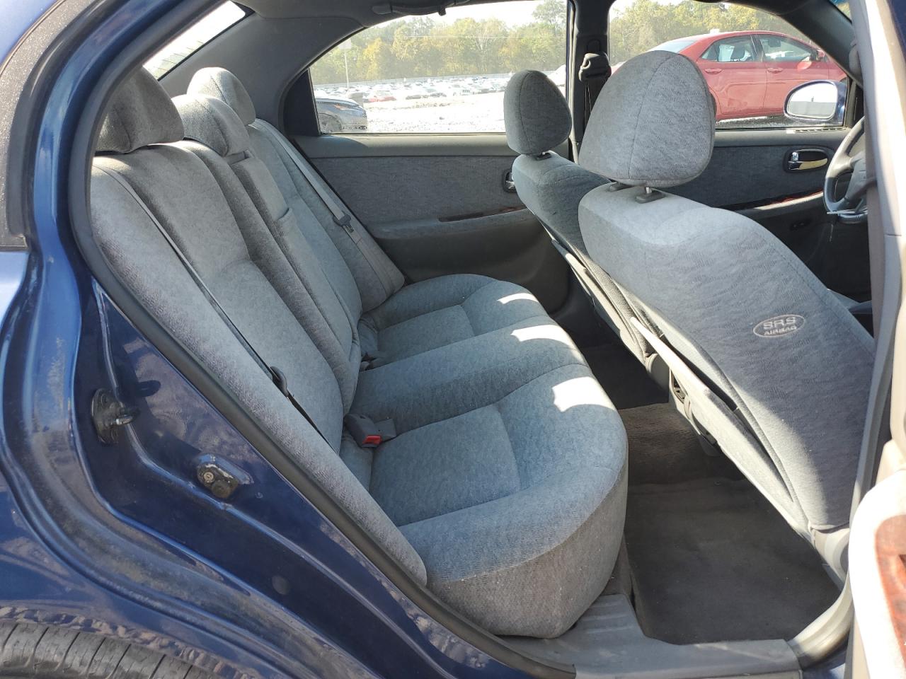 2004 Kia Optima Lx VIN: KNAGD128X45371409 Lot: 82149775