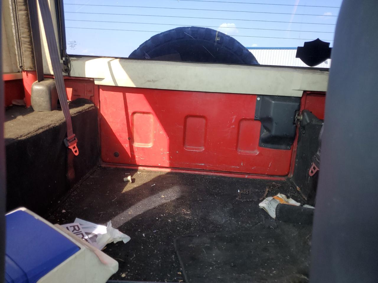 1995 Jeep Wrangler / Yj S VIN: 1J4FY19P5SP239735 Lot: 82158285