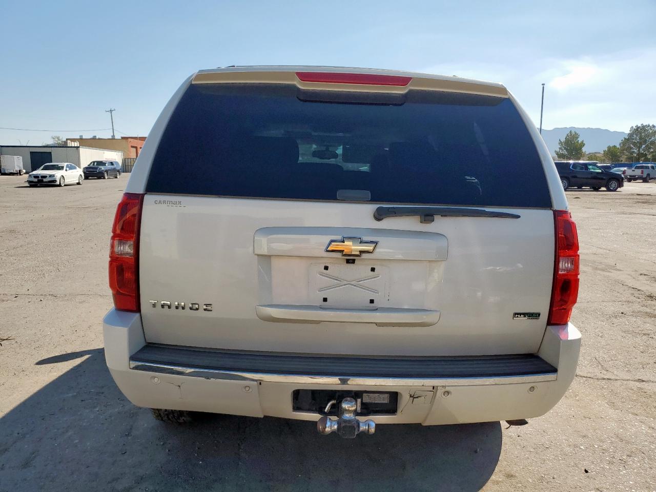 2010 Chevrolet Tahoe C1500 Ltz VIN: 1GNUCCE01AR185652 Lot: 83857405