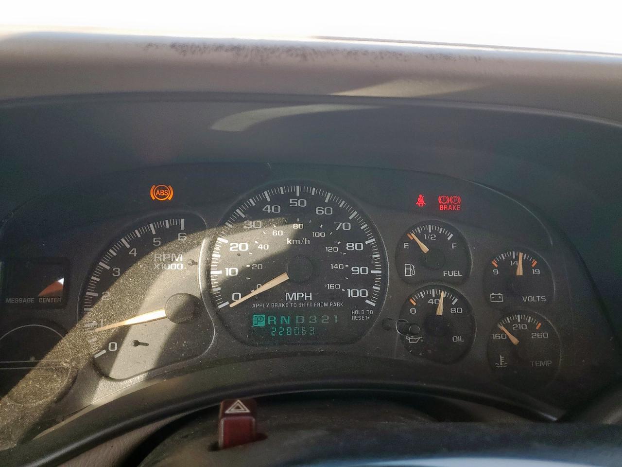 2002 Chevrolet Tahoe C1500 VIN: 1GNEC13Z82R126903 Lot: 80138835