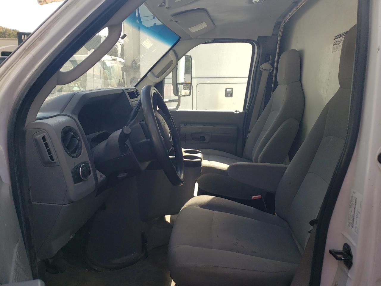 2022 Ford Econoline E350 Super Duty Cutaway Van VIN: 1FDWE3FNXNDC14196 Lot: 80861815