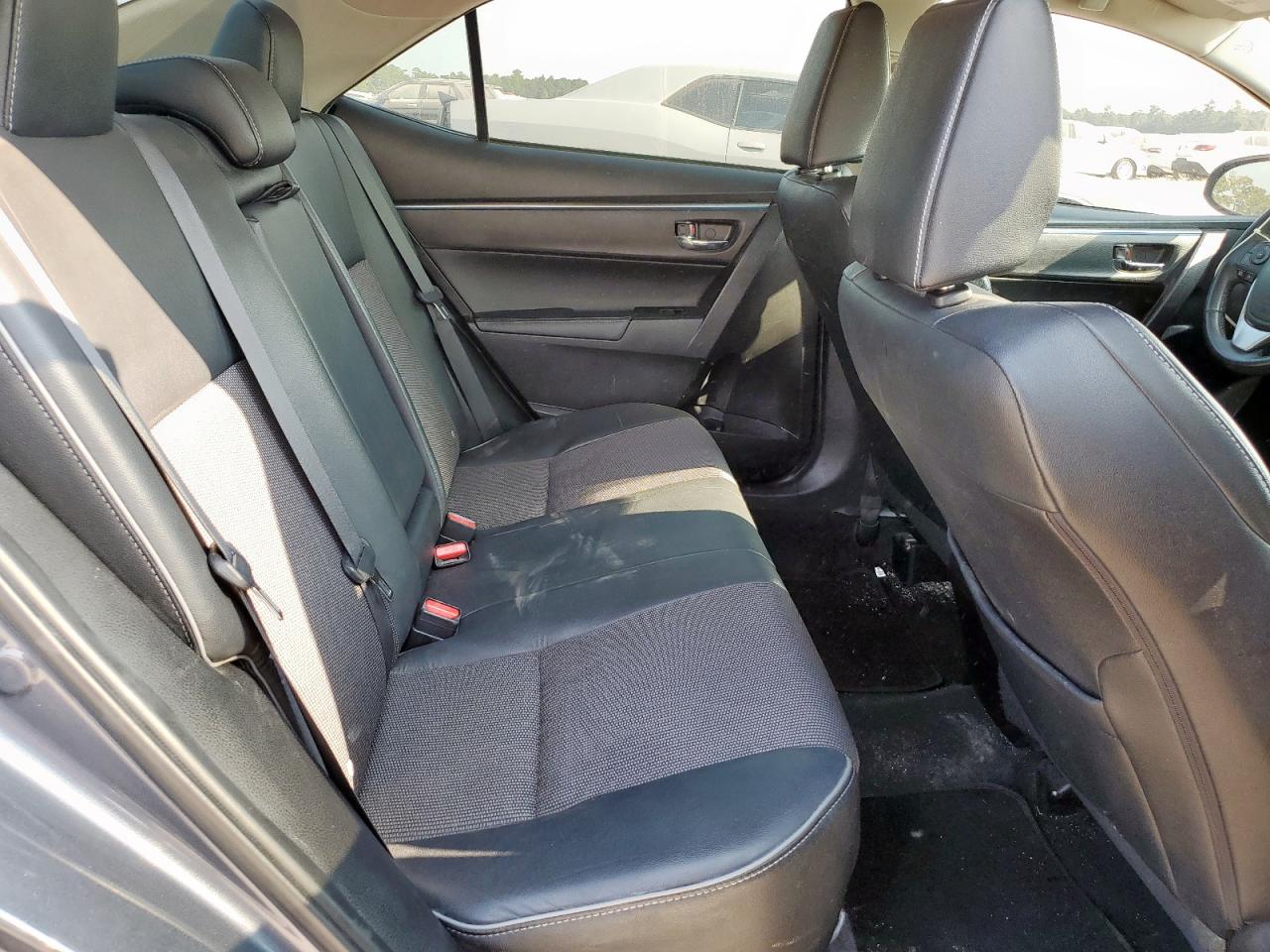 2015 Toyota Corolla L VIN: 5YFBURHE0FP292832 Lot: 81213975