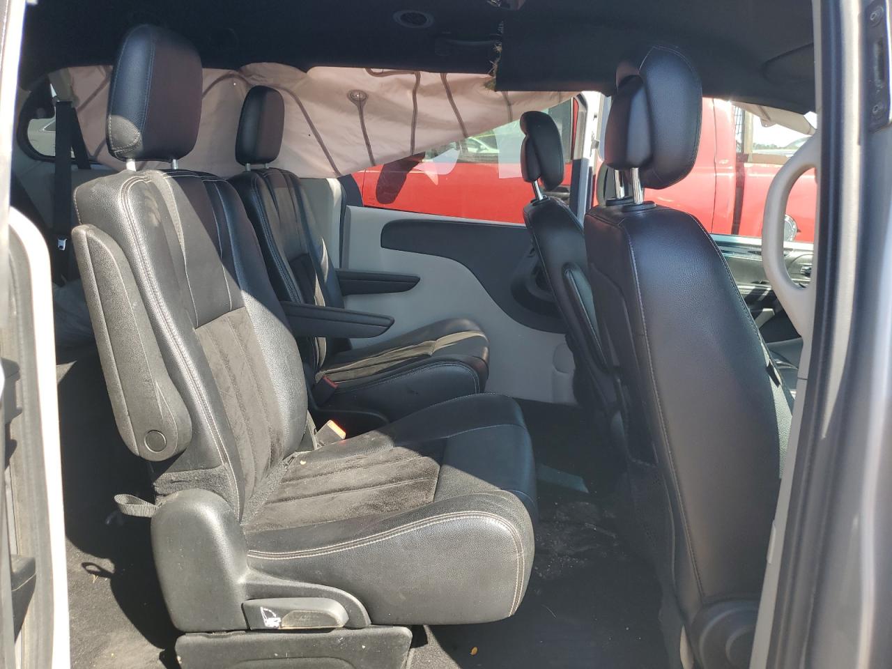 2017 Dodge Grand Caravan Sxt VIN: 2C4RDGCG5HR589352 Lot: 85868295