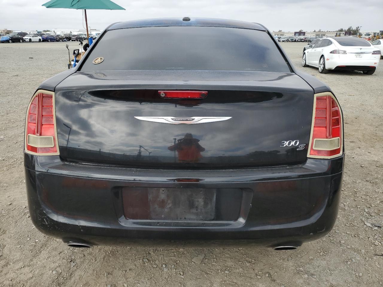 2013 Chrysler 300 S VIN: 2C3CCABG9DH586420 Lot: 81590685