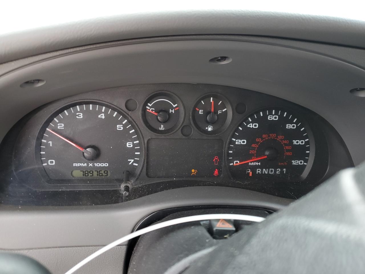 2011 Ford Ranger Super Cab VIN: 1FTKR4EE4BPA70685 Lot: 84409315