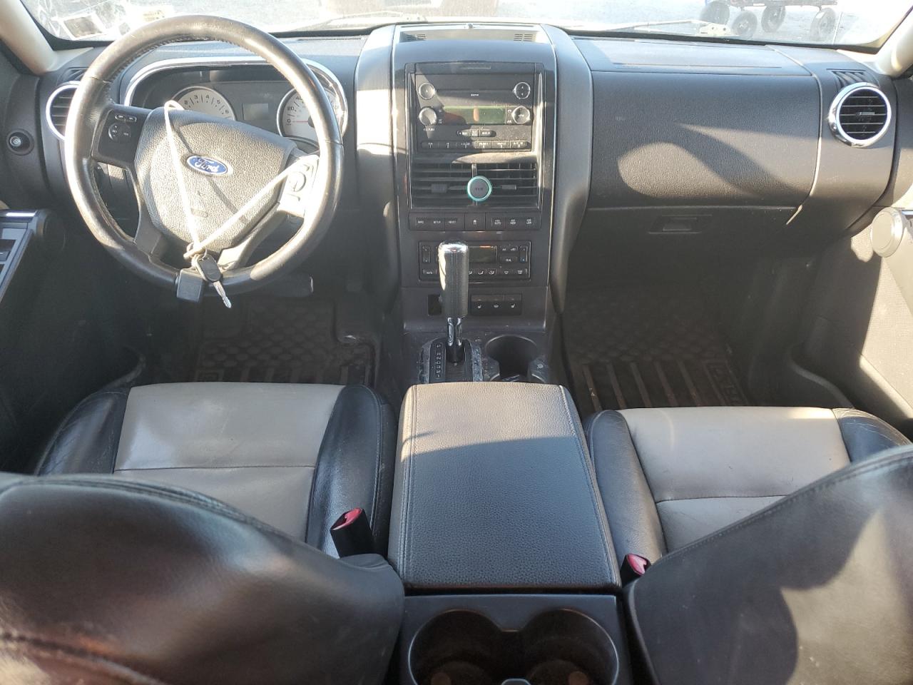 2008 Ford Explorer Sport Trac Limited VIN: 1FMEU53E08UA28136 Lot: 84622375