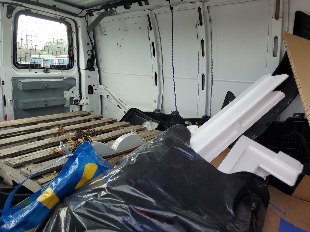 2010 GMC Savana G3500 VIN: 1GT2GTDA8A1170272 Lot: 84237295